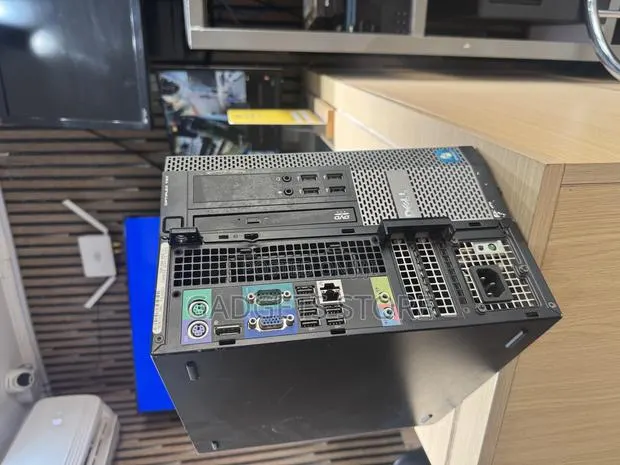 Desktop Computer Dell OptiPlex 790 8GB Intel Core i7 HDD 500GB · Photo 1