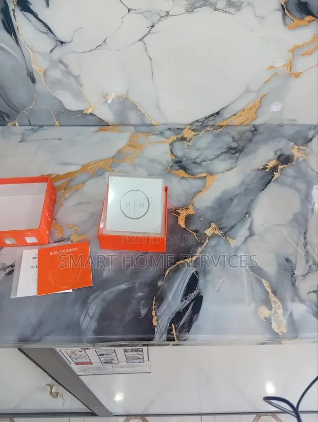 Wifi Touch Smart Switch · Photo 1
