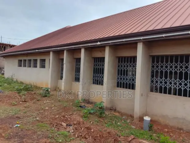Hospital Structure for Sale · Photo 1