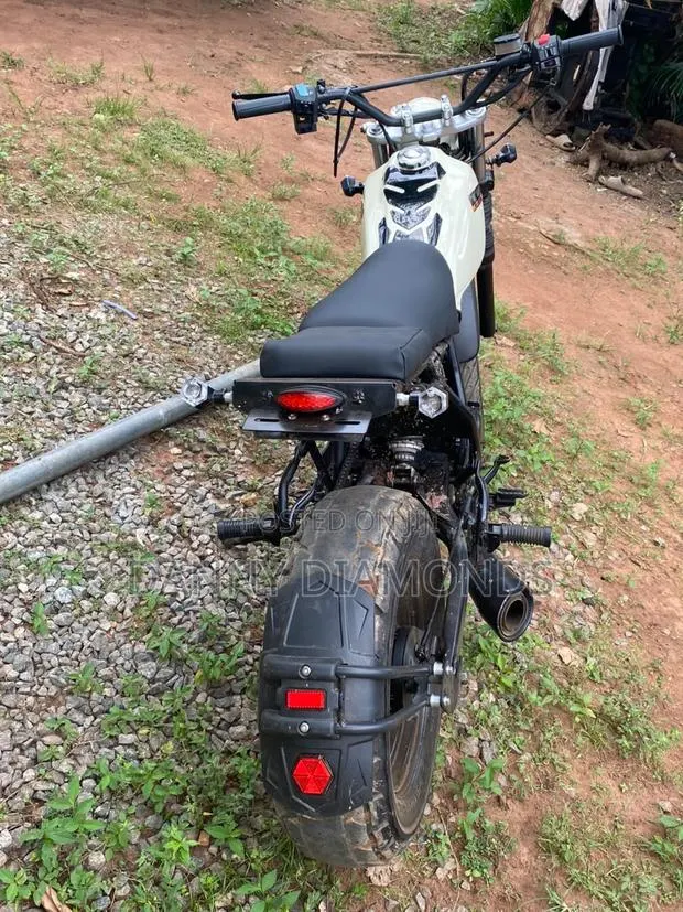 Yamaha Scrambler 2020 White · Photo 1