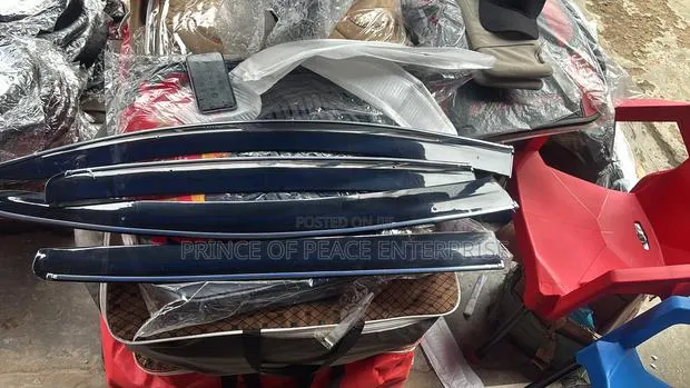 Toyota Vitz 2014 2015 Car Door Shade or Visors Set of 4 · Photo 1
