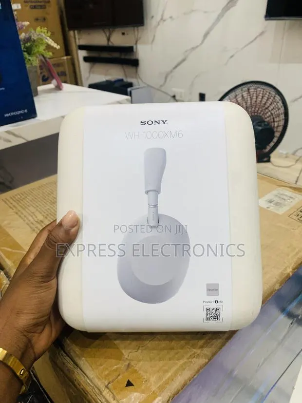 Shop the New Sony WH-1000XM6 the Best Noise Cancelling Wireless, Black · Photo 1