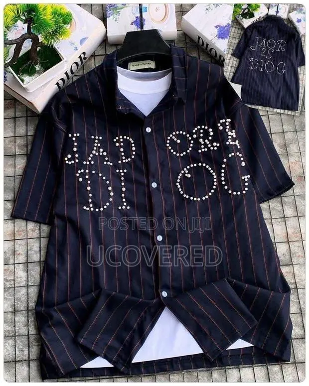 High Quality Designer Short Sleeves Shirt · Photo 1