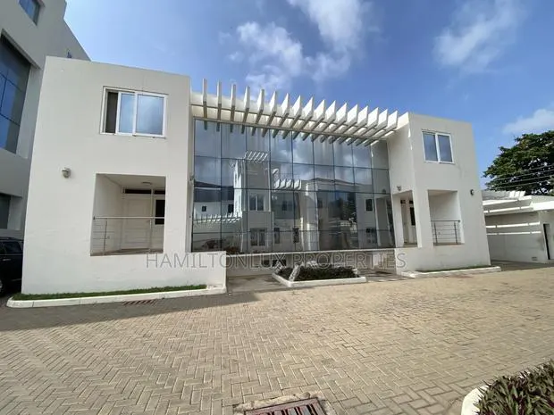 2bdrm Apartment in Labone Crescent for rent · Photo 1