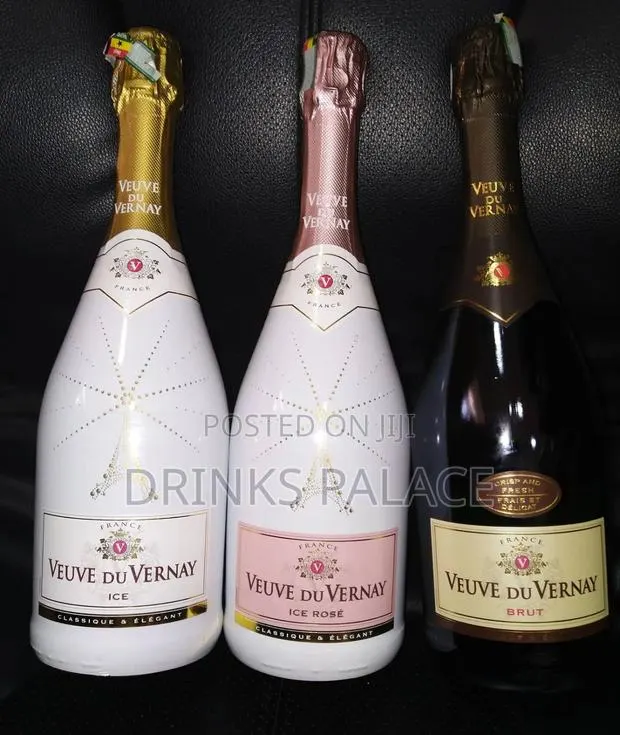 Veuve Du Verney Sparkling Wine · Photo 1