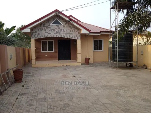 5bdrm House in Ben Properties, Haatso for rent · Photo 1