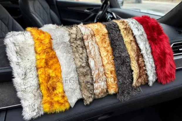 Universal Fluffy Dashboard Covers · Photo 1
