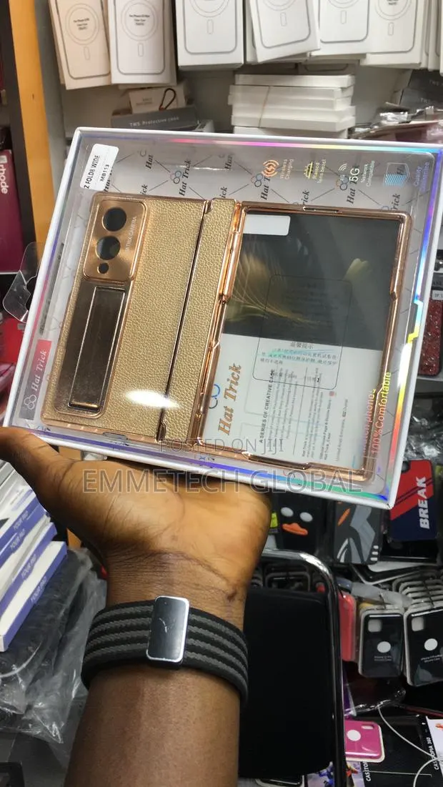 Z Fold 8 Case · Photo 1