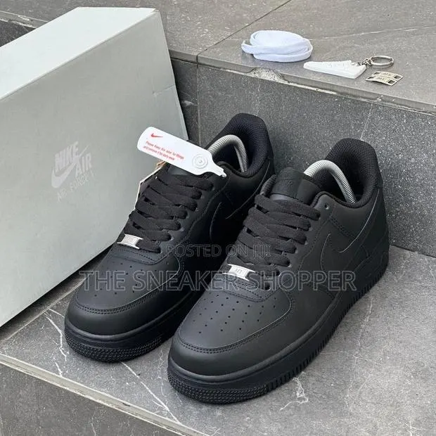 Nike Airforce One Original Black · Photo 1