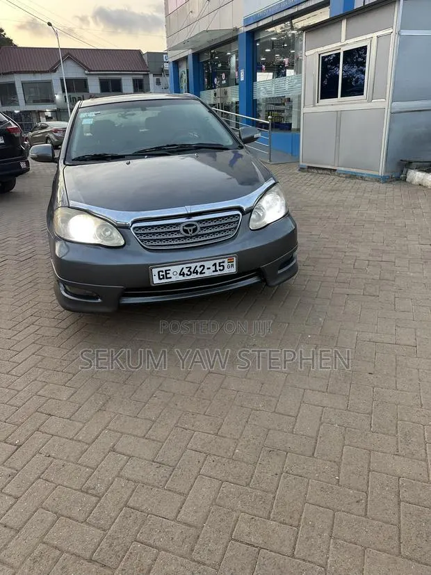 Toyota Corolla 2008 Gray · Photo 1