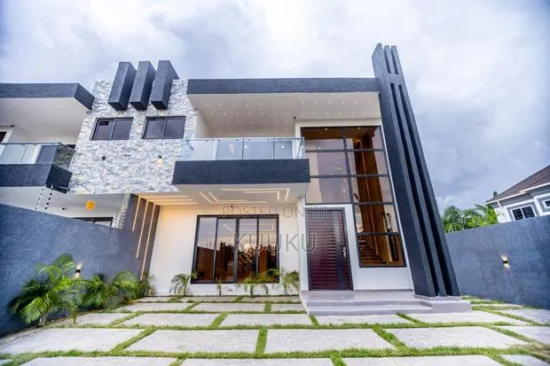 4bdrm House in American House for sale · Photo 1