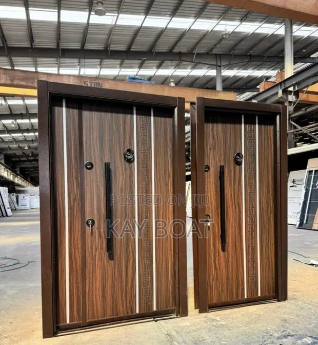 Silky Door Available · Photo 1