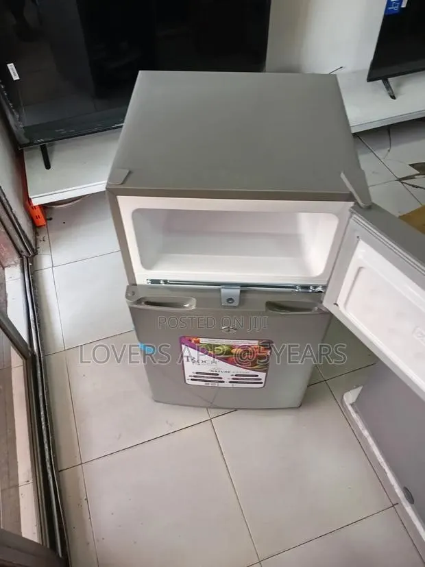 Roch 83l Fridge – Perfect Size, Perfect Cooling · Photo 1