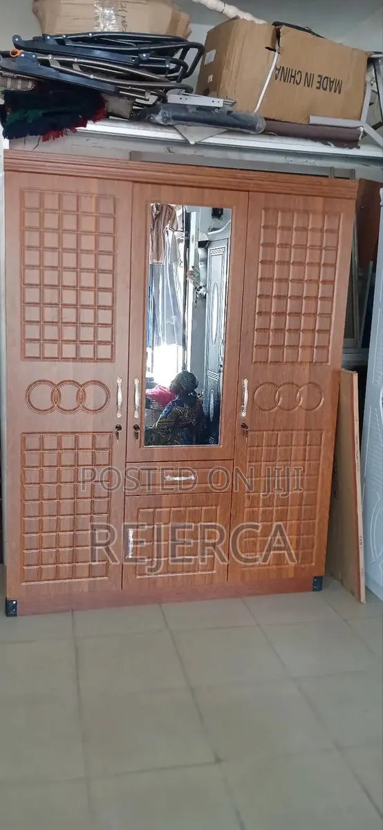 Quality Brand New 3 Door Wardrobe · Photo 1
