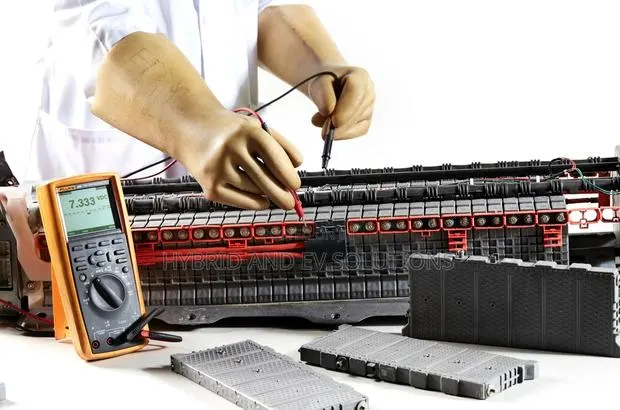 Hybrid Car And Battery Repairs · Photo 1