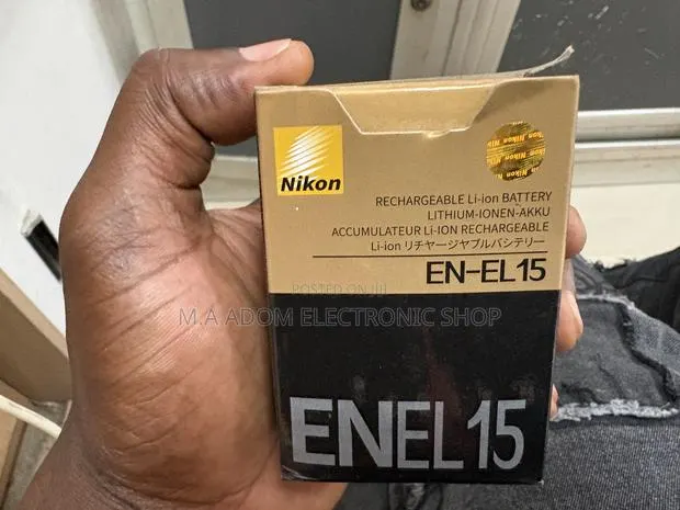 Nikon en-El15 Battery Pack · Photo 1