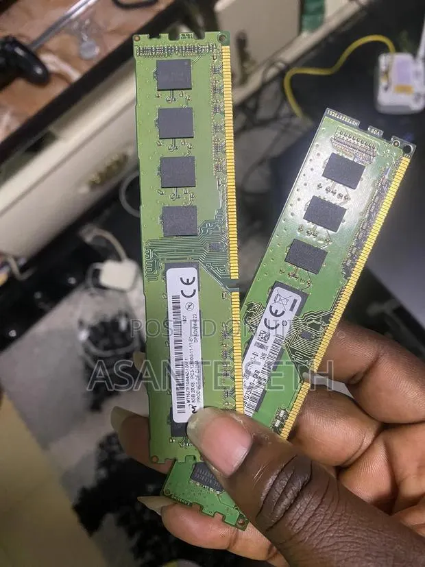 Desktop Ram Pc2 2gb 1gb Each for Old Motherboards · Photo 1