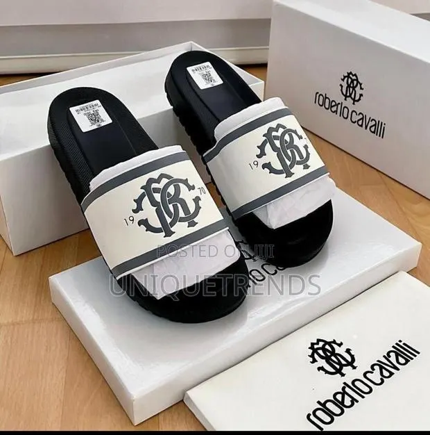 Original Roberto Cavalli Slides (White and Black) · Photo 1