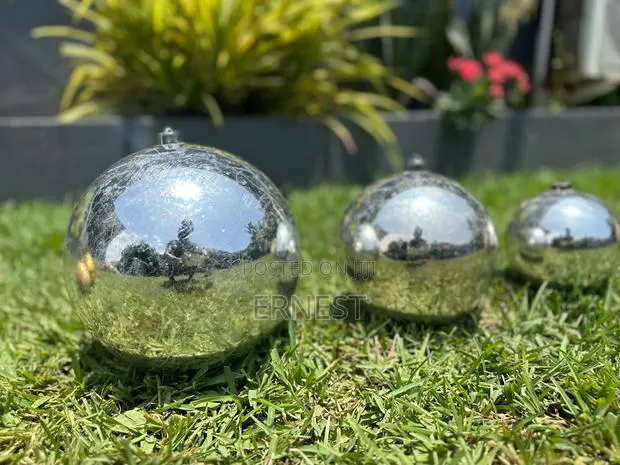 Christmas Baubles · Photo 1