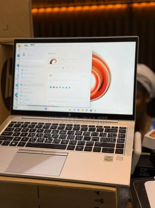 New Laptop HP EliteBook 840 G7 16GB Intel Core I7 SSD 512GB · Photo 1