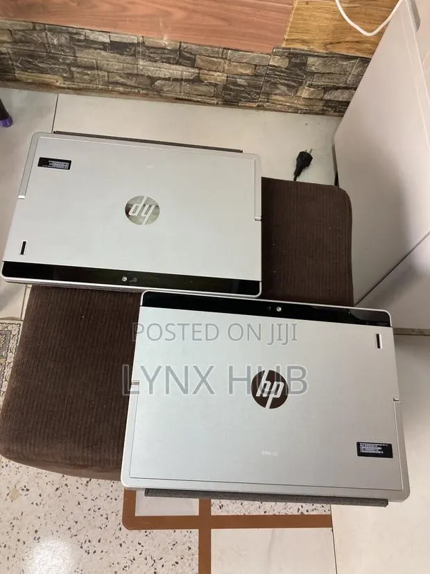Laptop HP X2 8GB Intel Core i5 SSD 256GB · Photo 1