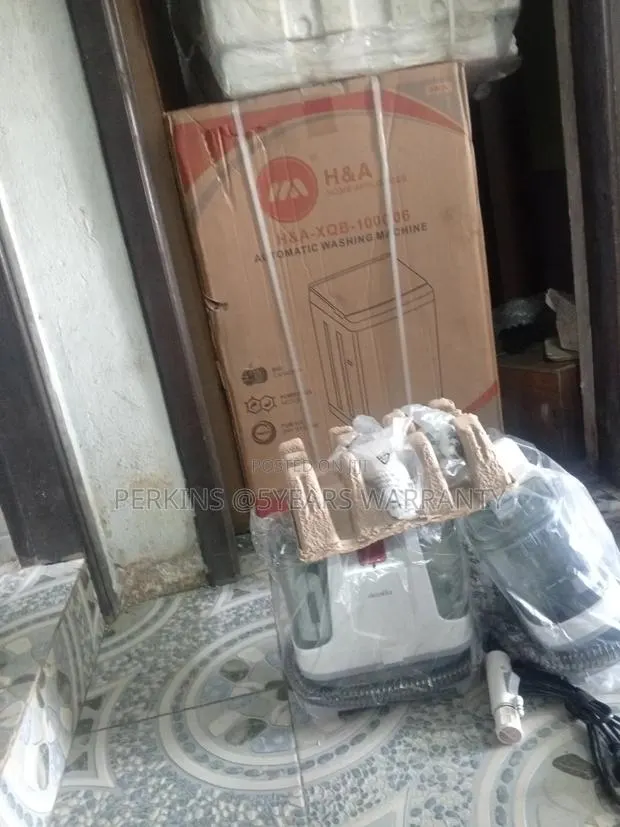Fast Cleaning Decakila Portable Spot Cleaner · Photo 1