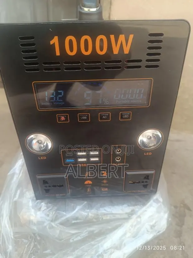1000w Solar Generator 1.024kw Lithium Battery With Panel · Photo 1