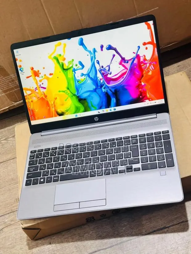 New Laptop HP 255 G8 8GB AMD SSD 256GB · Photo 1