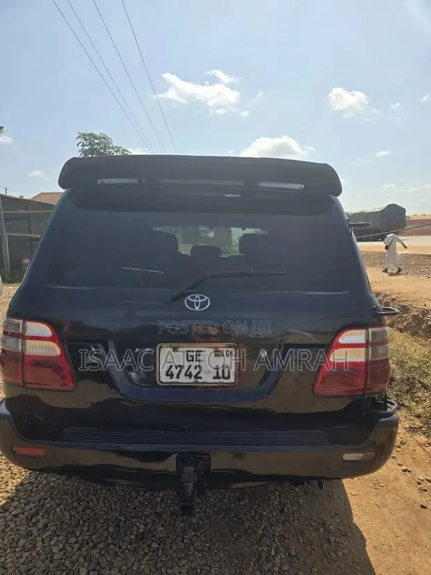 Toyota Land Cruiser 2007 Black · Photo 1