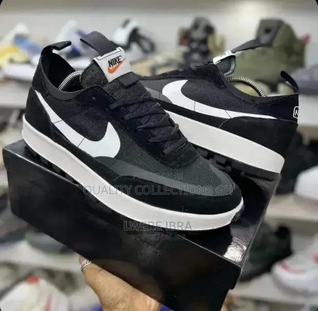 Nike Craft Sneakers · Photo 1