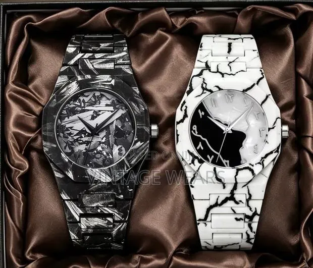 Vintage Watch Available for Everyday Use · Photo 1