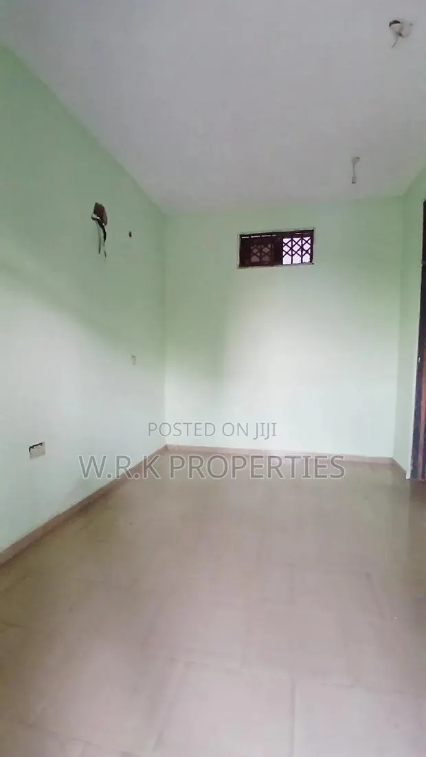 Shop for Rent at Koforidua · Photo 1