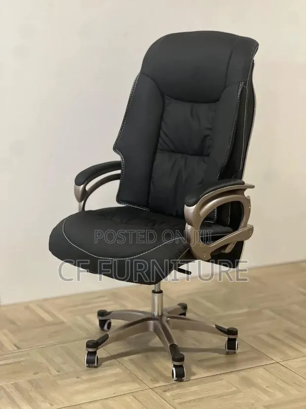 Executive Office Chair · Photo 1