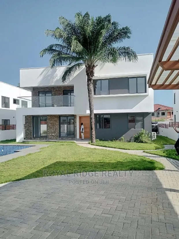 4bdrm Townhouse / Terrace in Tseaddo, Accra Metropolitan for rent · Photo 1