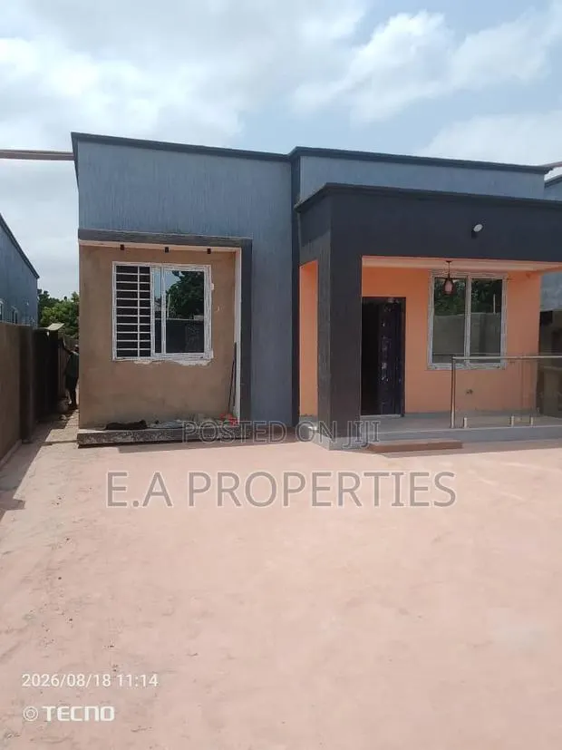 3bdrm House in E A Properties, Frafraha for sale · Photo 1