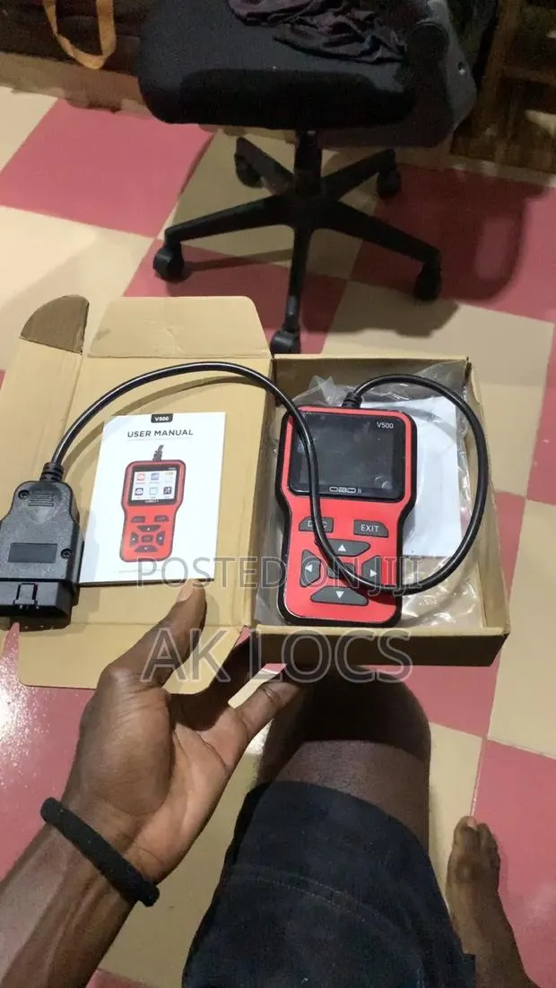 Car Diagnosising Tool (OBD II) · Photo 1