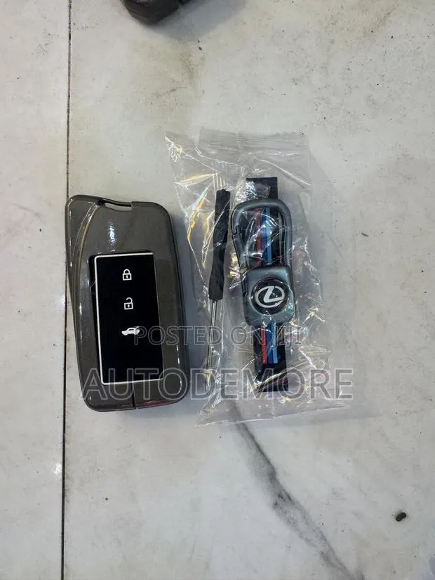 Lexus Key Cover · Photo 1