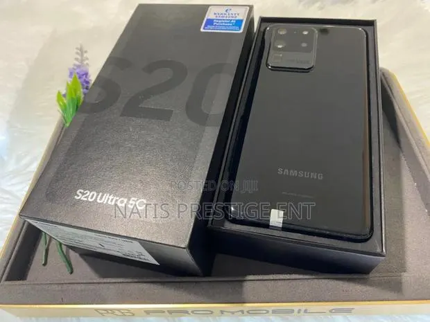 New Samsung Galaxy S20 Ultra 5G 256 GB Black · Photo 1