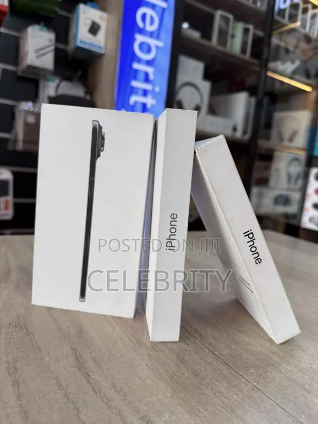 New Apple iPhone Air 256 GB Black · Photo 1
