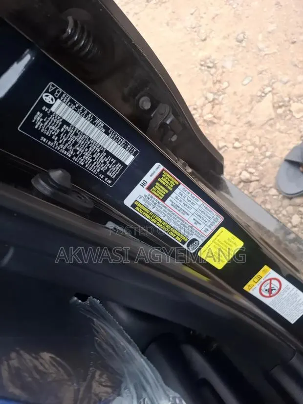 Toyota Corolla 2017 Black · Photo 1