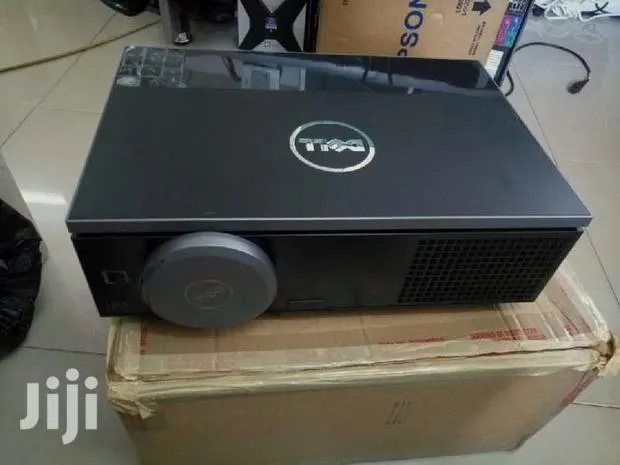 Projector Repair Experts · Photo 1