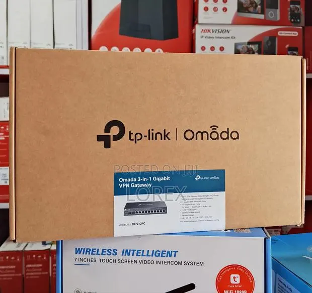 Tp-Link Omada VPN Router Poe Switch and Controller 3 in 1 Er7212pc · Photo 1