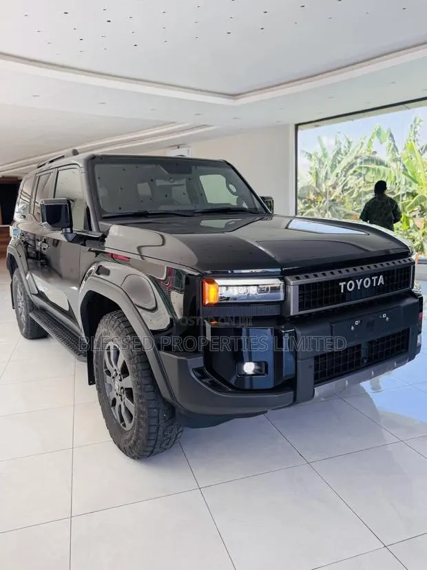 Toyota Land Cruiser Prado 2.4 Petrol 2025 Black