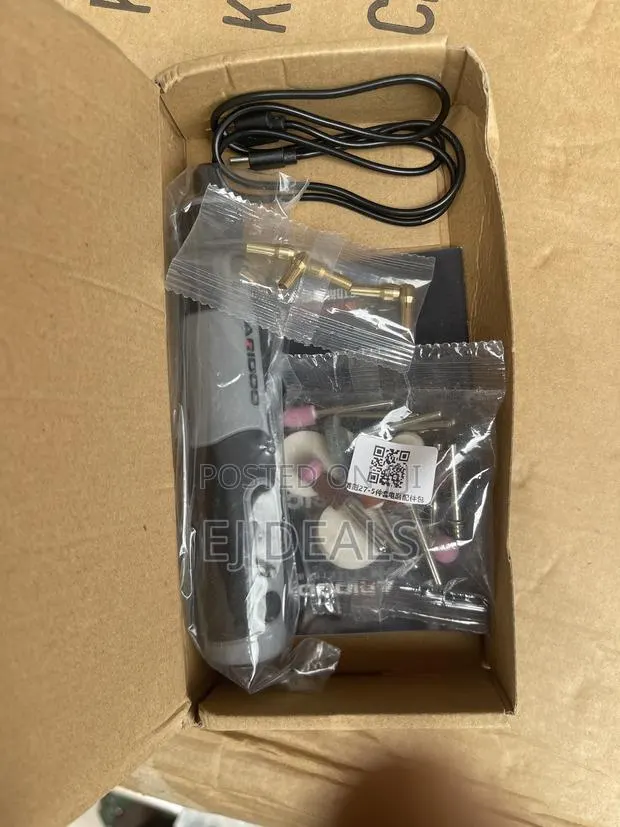 Engraving Tool With Accessories Cordless · Photo 2