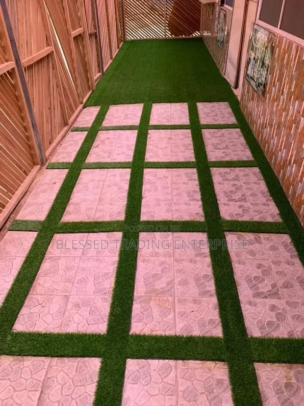 Quality Astroturf for Compounds · Photo 1