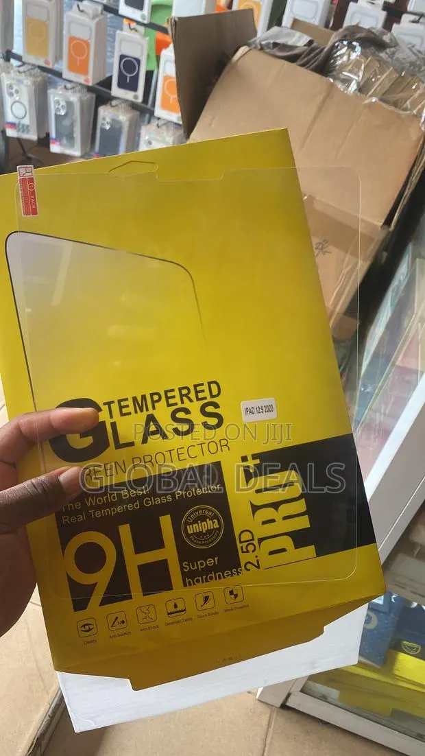 iPad 12.9 Screen Glass Protector · Photo 1