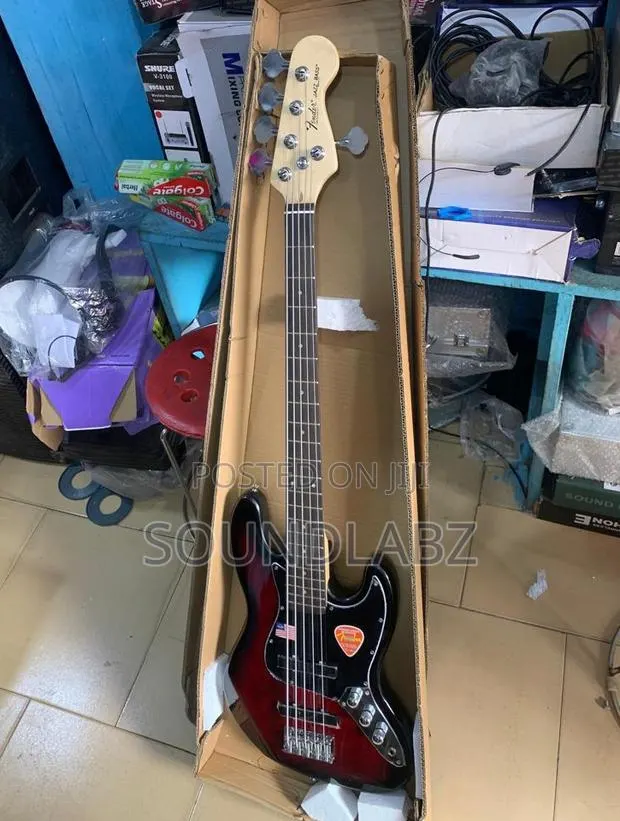 Fender Jazz Bass Passive Guitar · Photo 1
