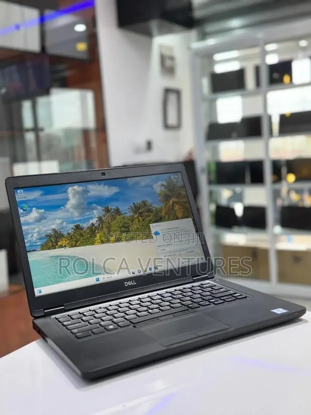 Laptop Dell Latitude 5491 16GB Intel Core i7 SSD 256GB · Photo 1