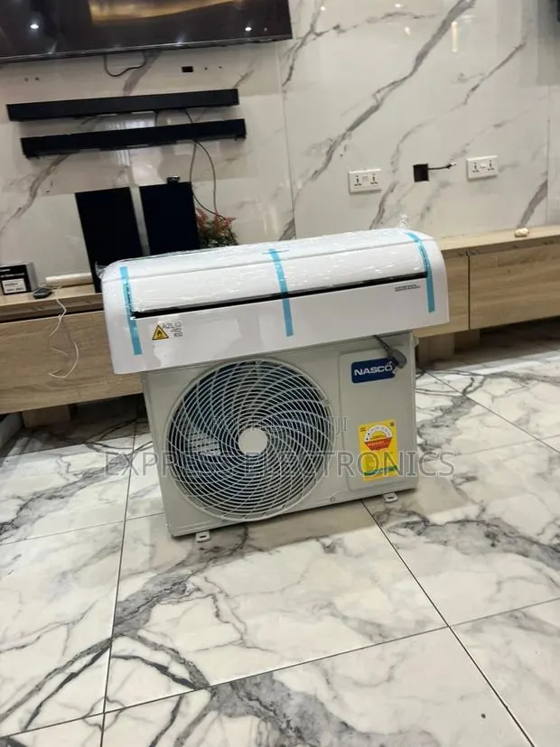 Ultra Modern Sleek Air Conditioner 2.5hp Split Inverter · Photo 1
