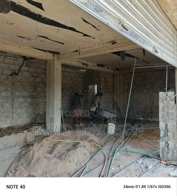 Shop Double Rent · Photo 1